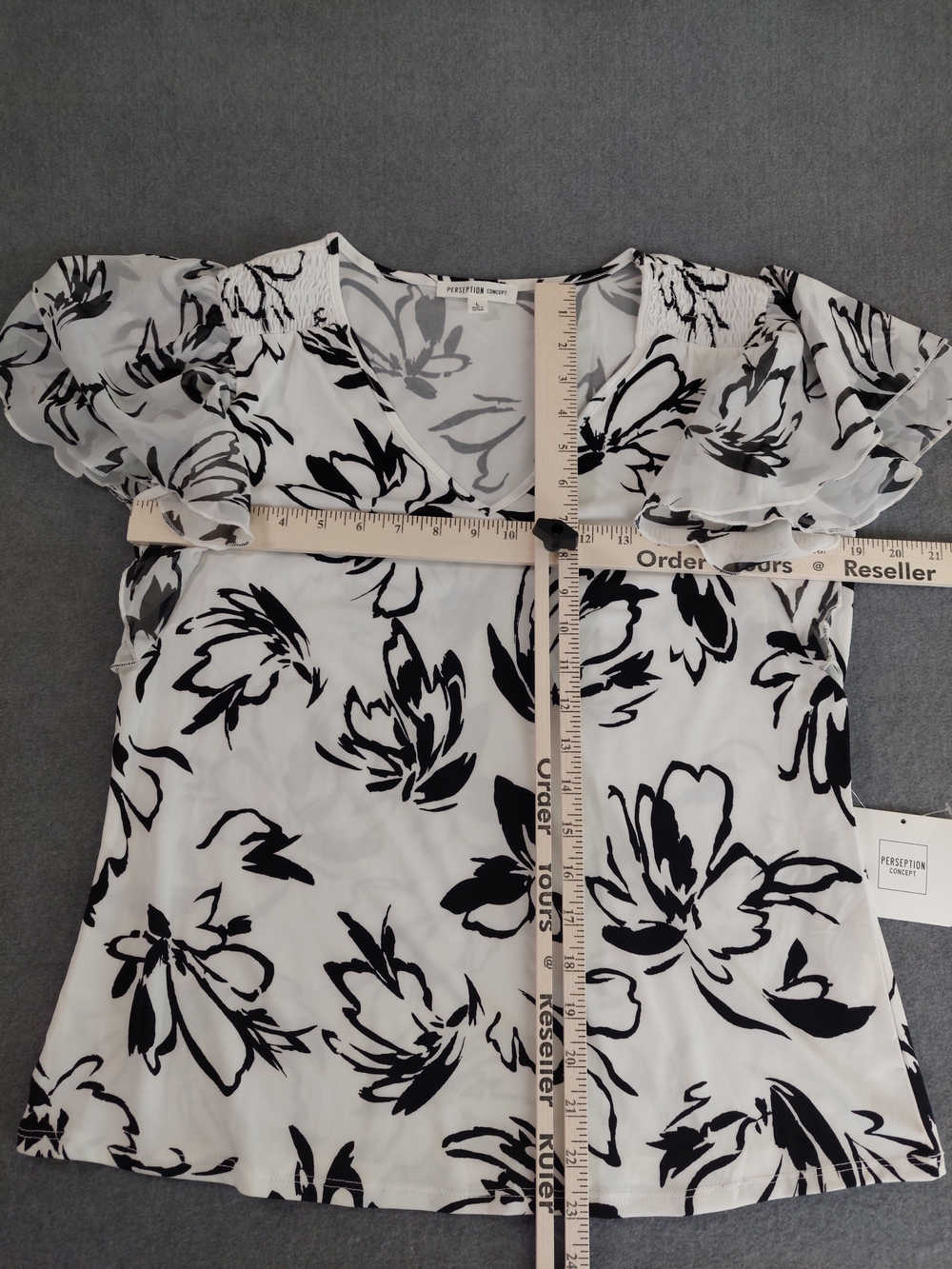 NWT Perception Concept Floral Ruffle Flutter Sleeve Blouse Top White Black L - Picture 2 of 6